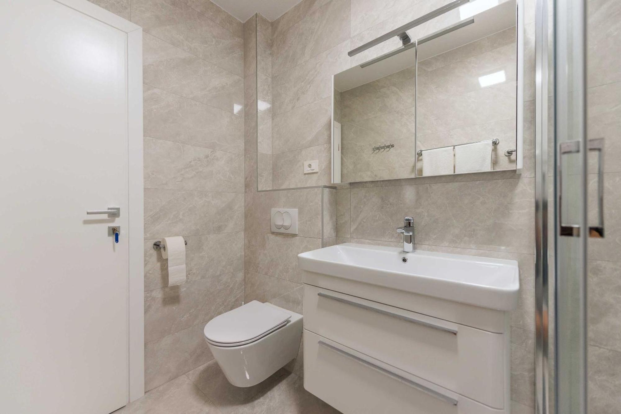 Apartment M&a 2 *