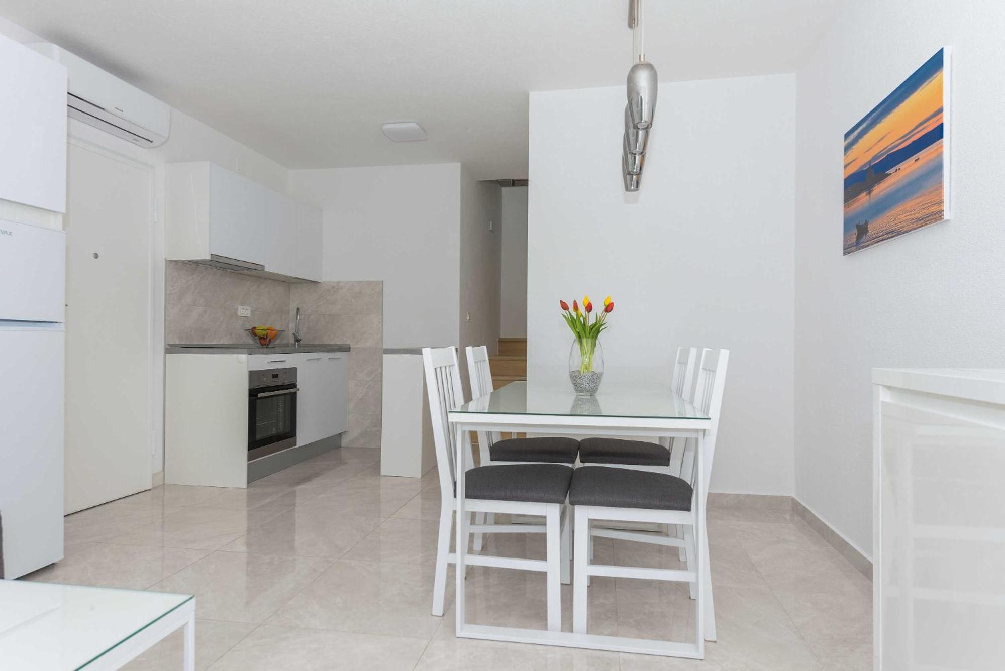 Apartment M&a 2 *