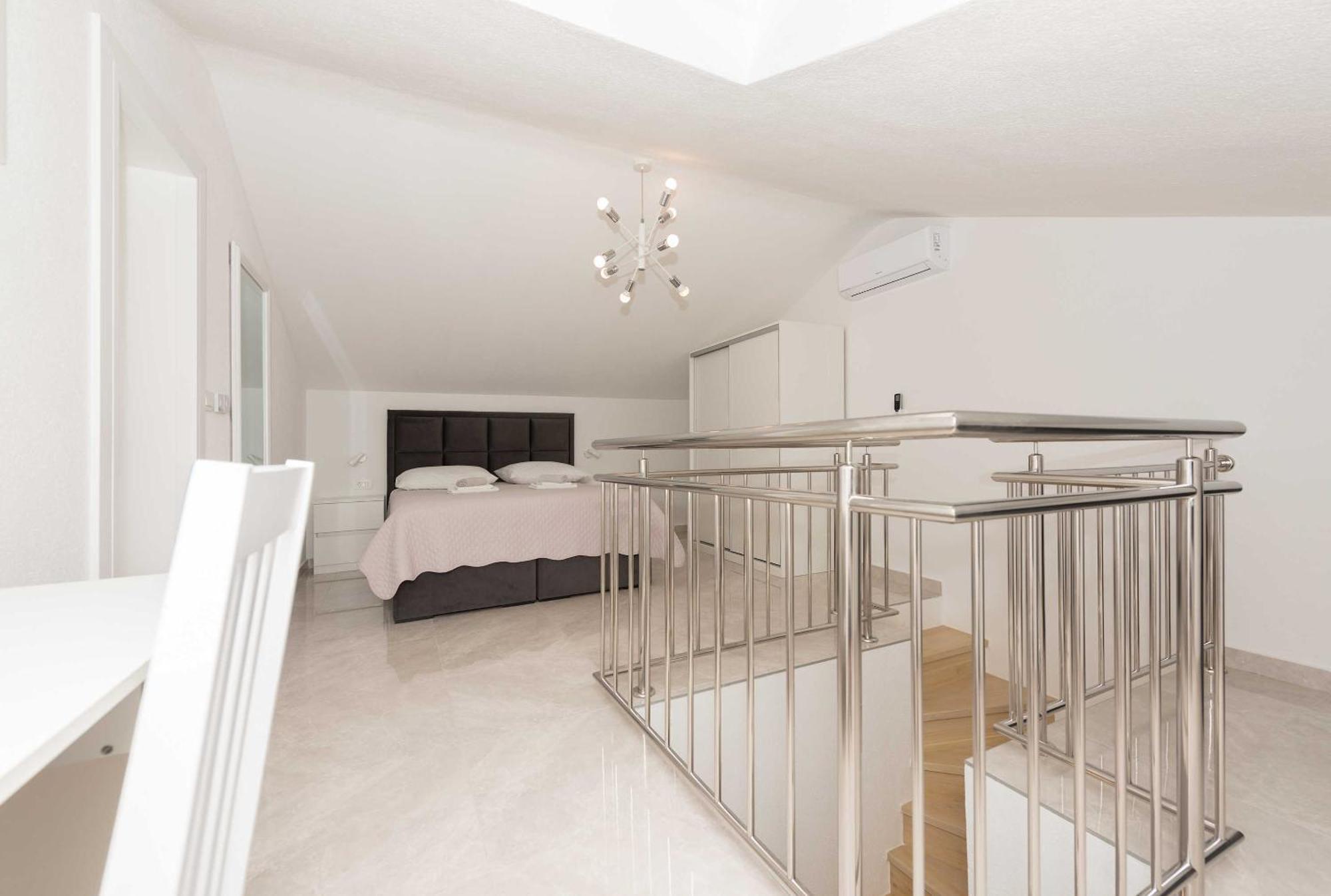 M&a 2 Apartment Makarska