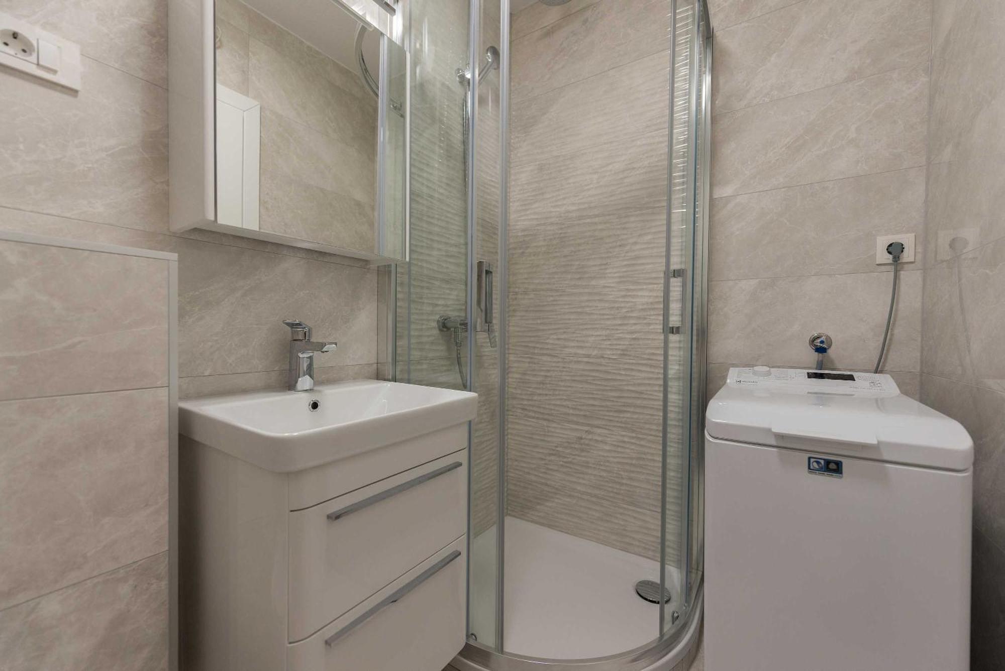 M&a 2 Apartment *